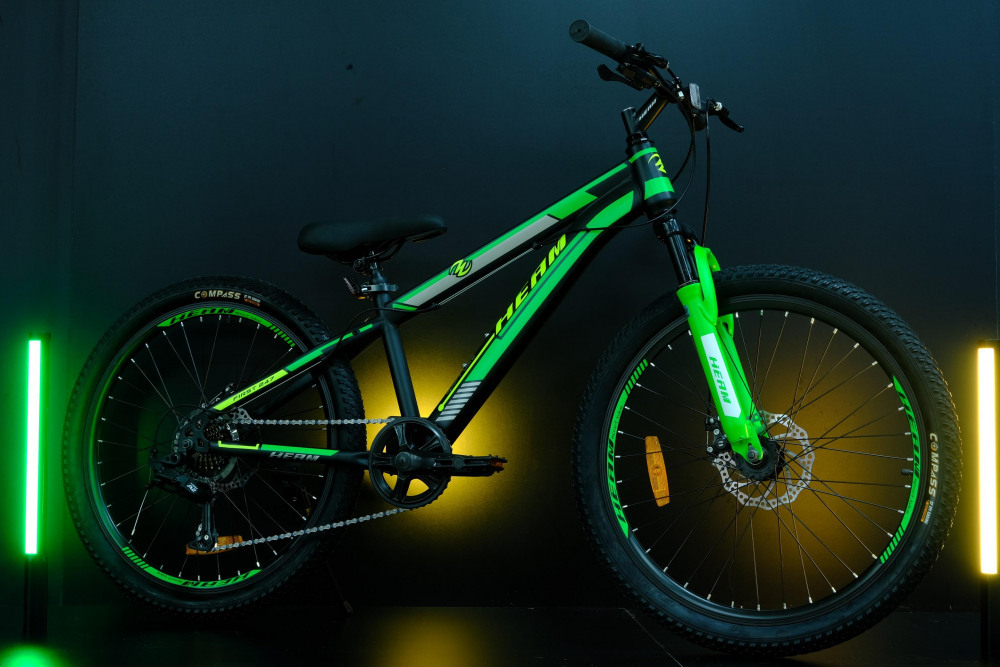 Heam First 247 Матовый Чёрный/Зелёный